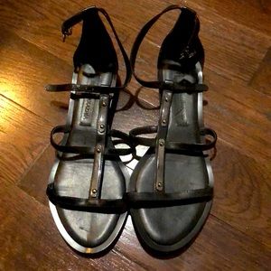 BCBG generation sandals